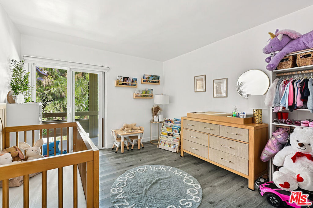 6250 Buckingham - Photo 9