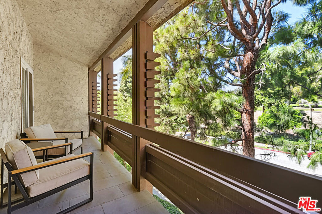 6250 Buckingham - Photo 16