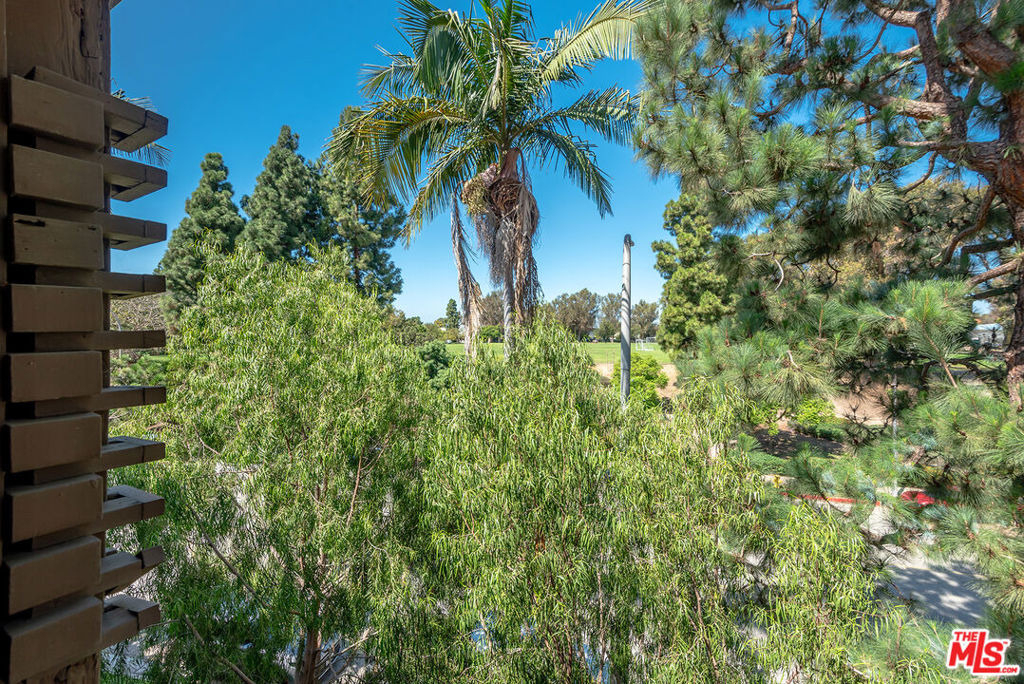 6250 Buckingham - Photo 18