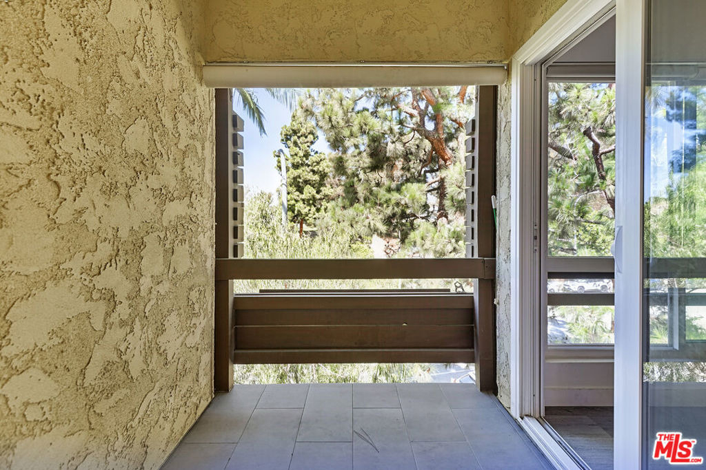 6250 Buckingham - Photo 17
