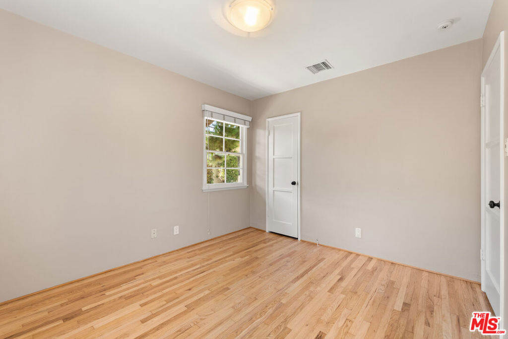 6542 W 80th Place - Photo 15
