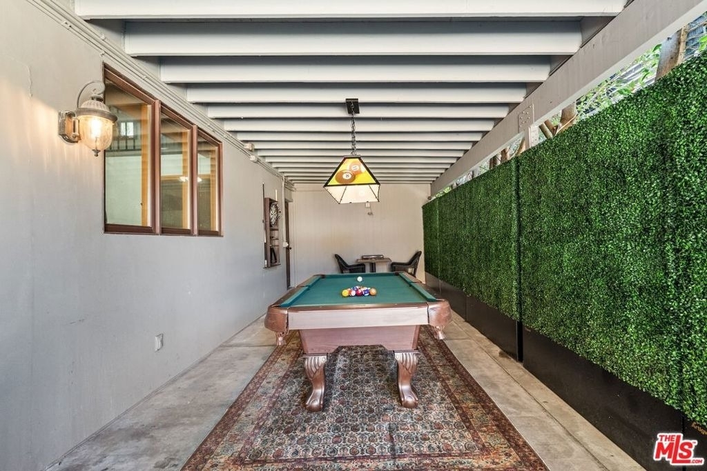 6438 W 87th Place - Photo 7