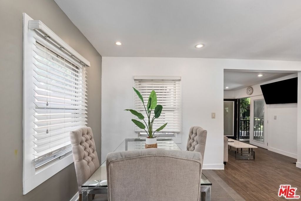 6440 W 87th Place - Photo 6