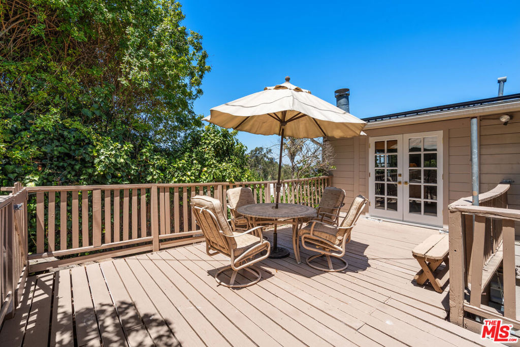 3331 Bennett Drive - Photo 39
