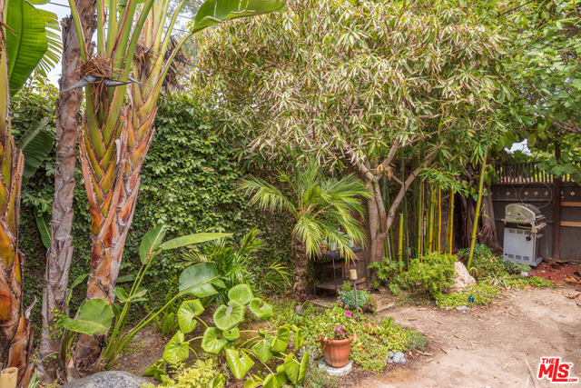 2417 Bryan Avenue - Photo 13