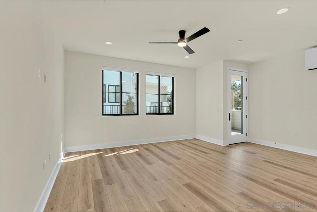 1103 Catania Ct - Photo 6