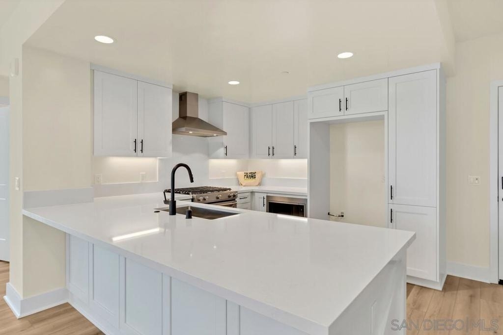 1103 Catania Ct - Photo 5