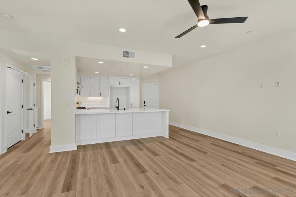 1103 Catania Ct - Photo 7