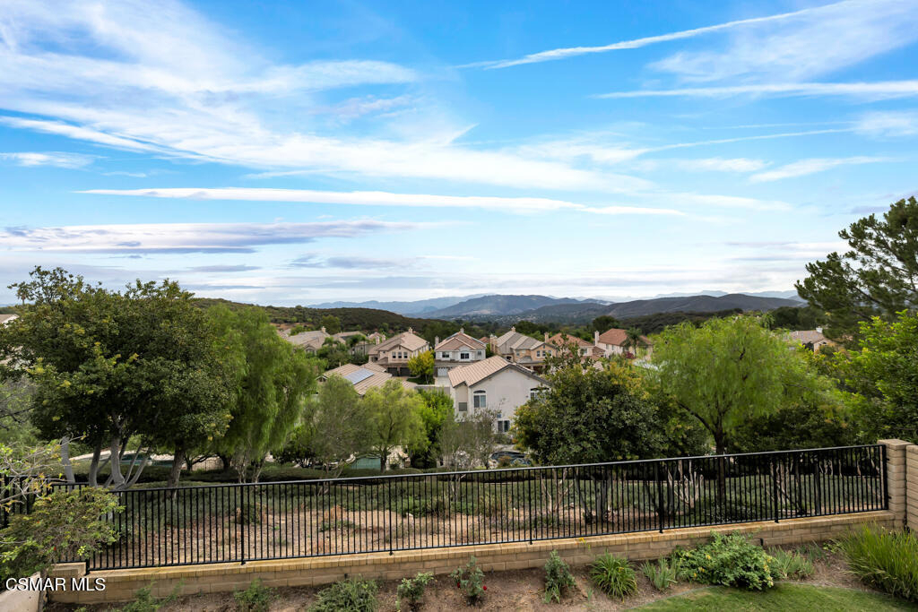 6320 Ballantine Place - Photo 33