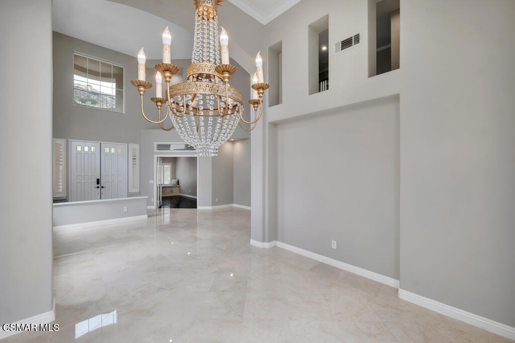 6320 Ballantine Place - Photo 9