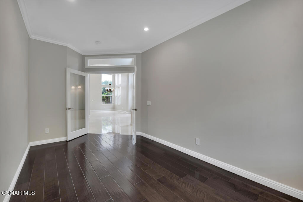 6320 Ballantine Place - Photo 11