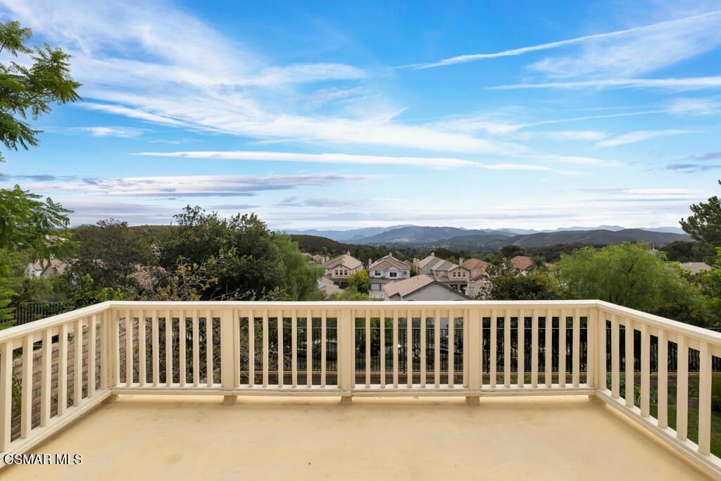 6320 Ballantine Place - Photo 32