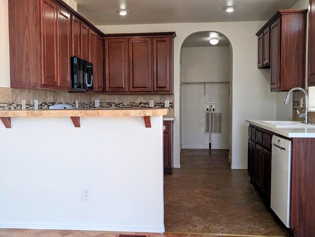 1359 Elmwood Avenue - Photo 7