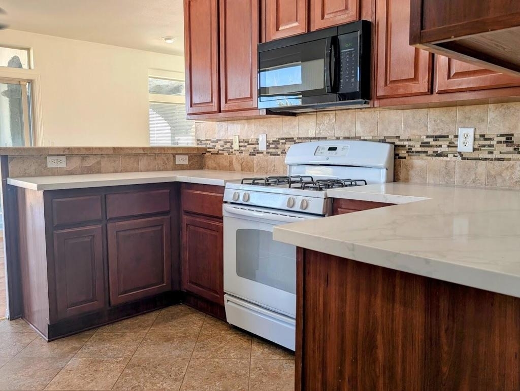 1359 Elmwood Avenue - Photo 10