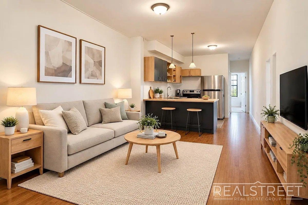 369 Menahan Street - Photo 0