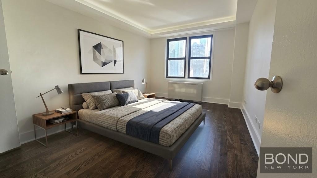 East 63rd Street - Photo 9