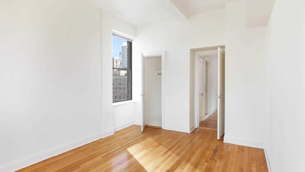228 West 71st Street - Photo 30