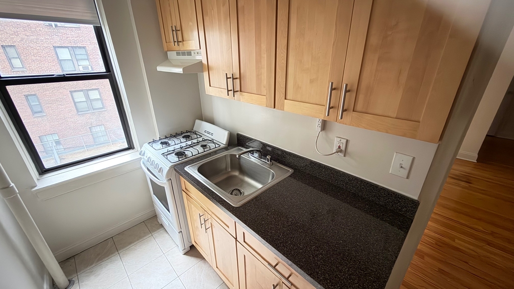 66-7 99th Street - Photo 4