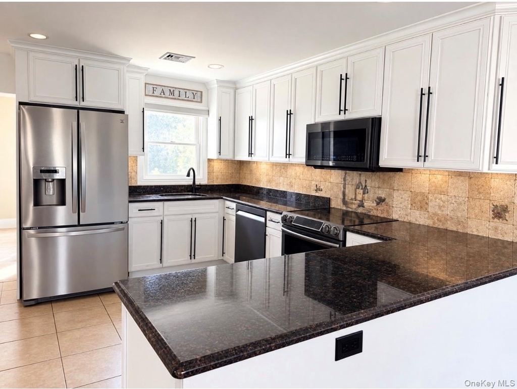 4161 Harriet Rd - Photo 2