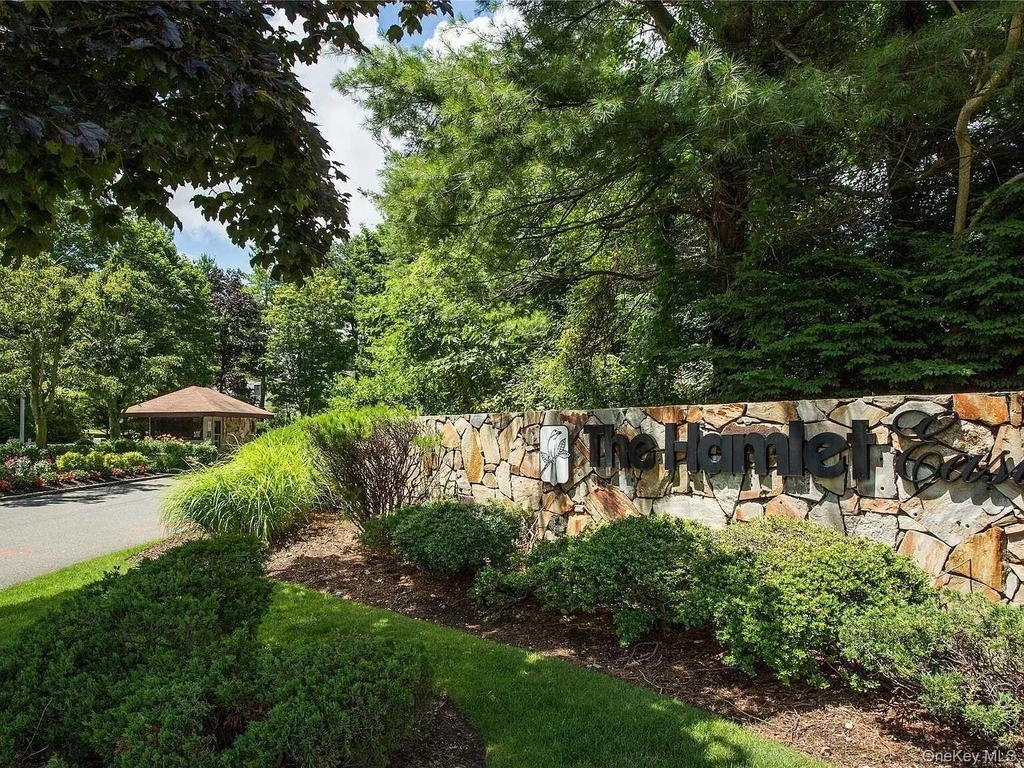 126 Foxwood Drive - Photo 0