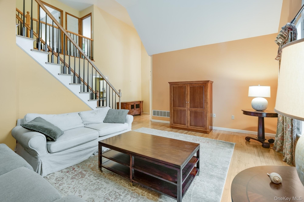 66 Mulberry Street - Photo 4