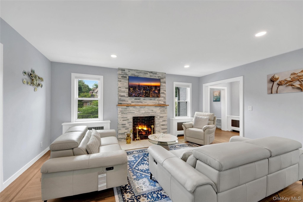 210 Rumsey Road - Photo 2