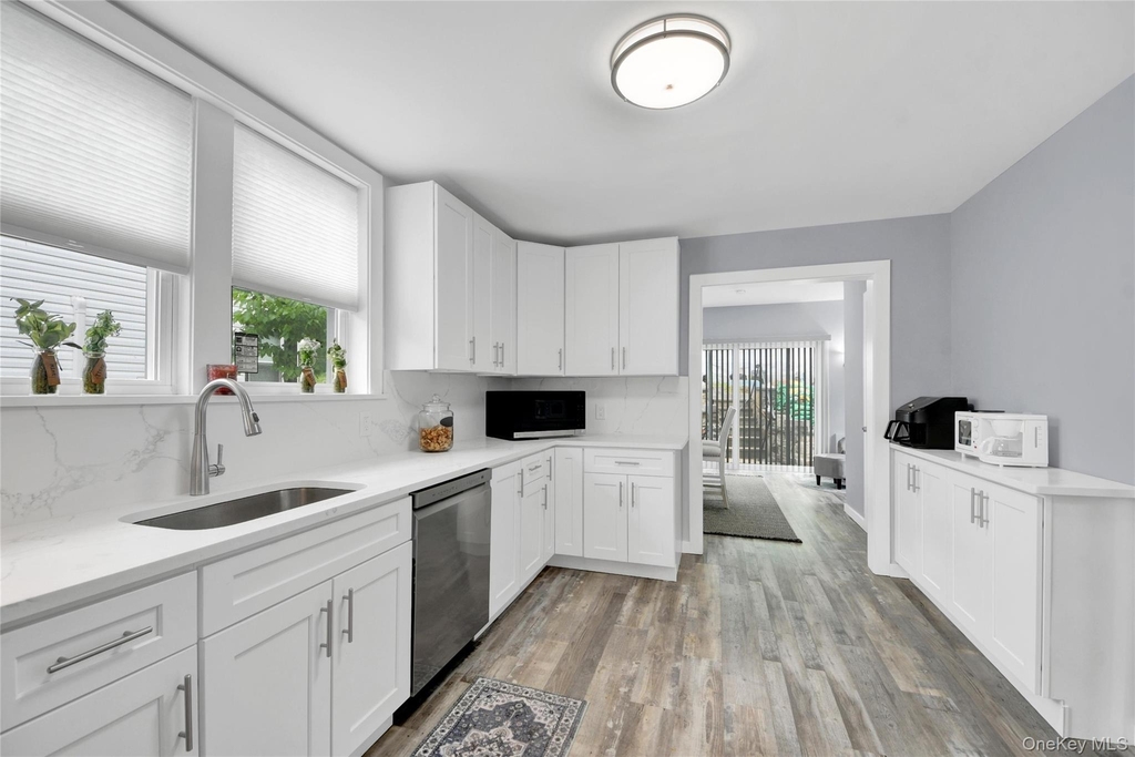 210 Rumsey Road - Photo 6