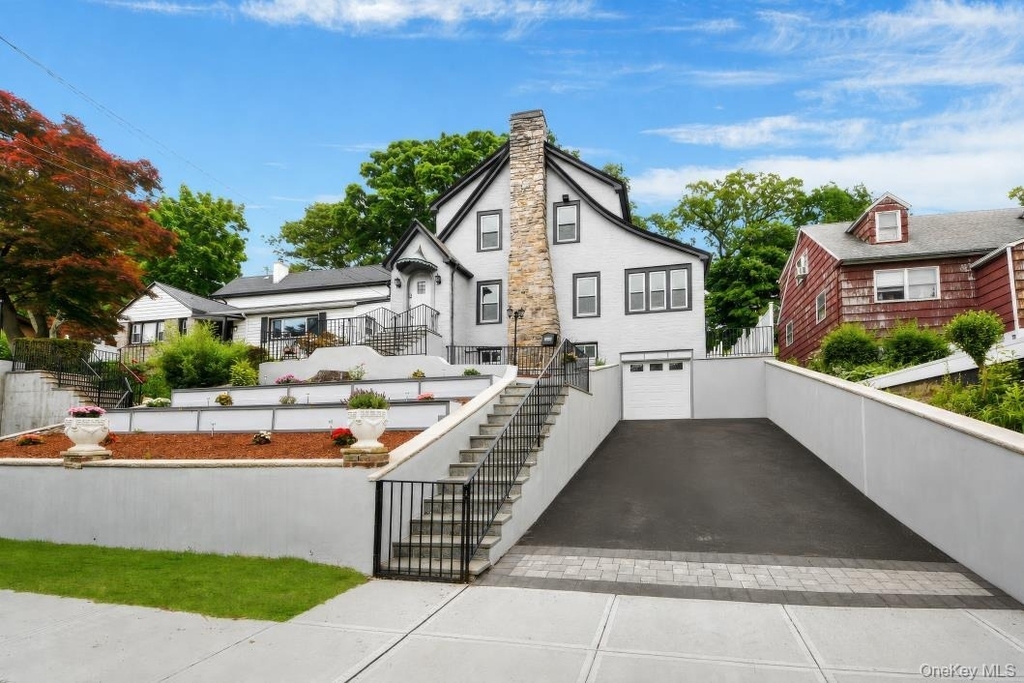 210 Rumsey Road - Photo 1