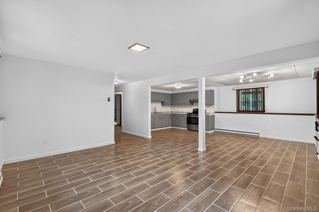 155 Stoneleigh Avenue - Photo 17