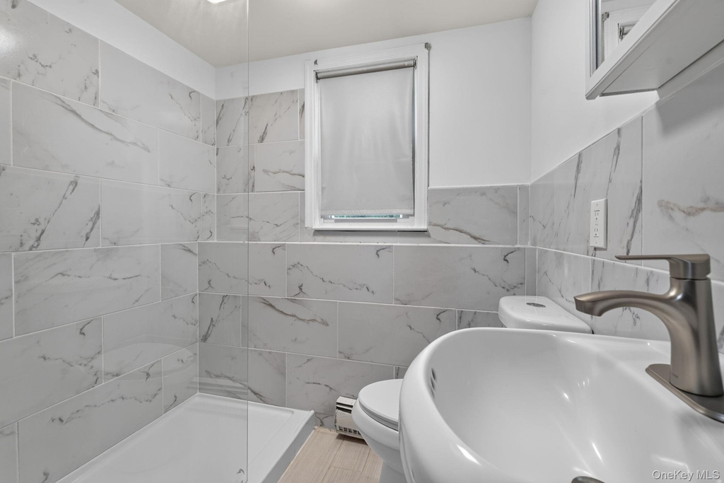 155 Stoneleigh Avenue - Photo 7