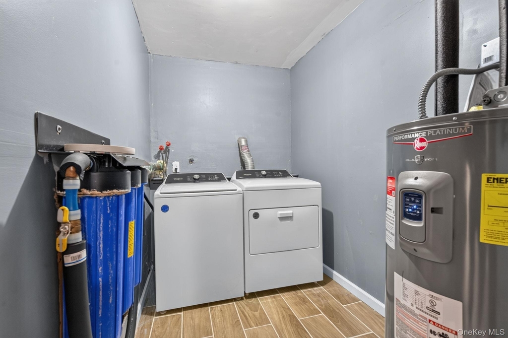 155 Stoneleigh Avenue - Photo 12