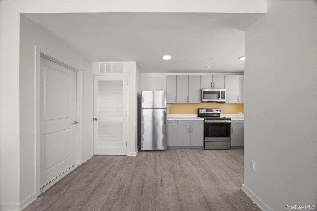 56 Prospect Street - Photo 8