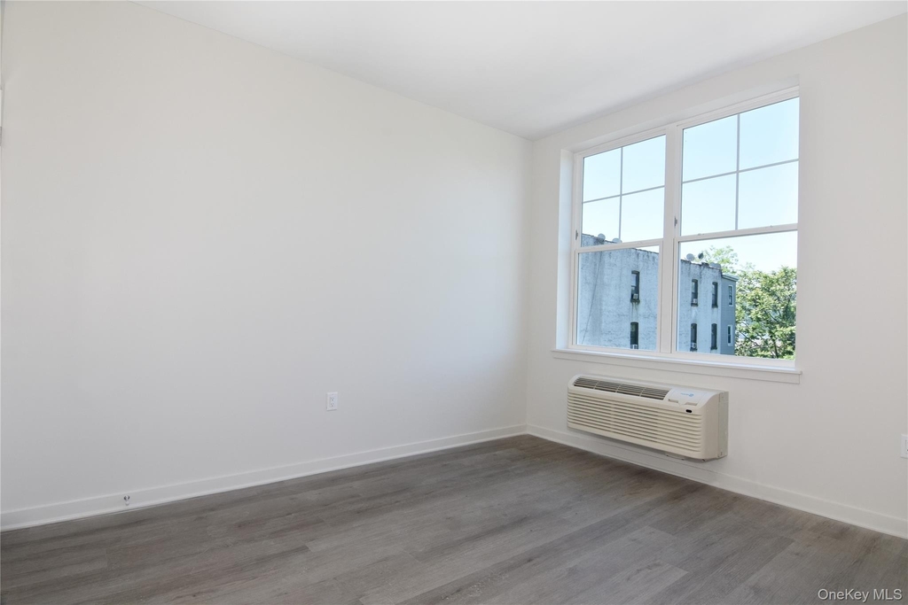 56 Prospect Street - Photo 2