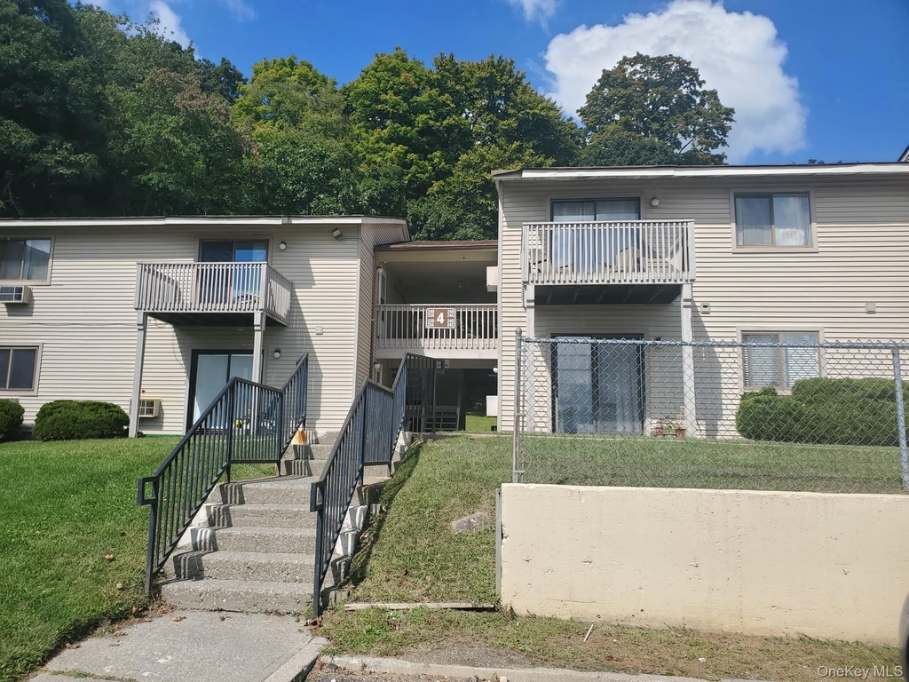 248 Concord Lane - Photo 0