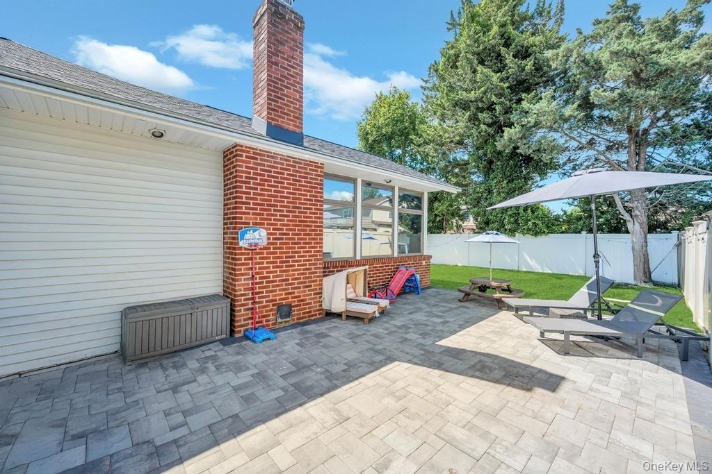 2327 Cleveland Street - Photo 17