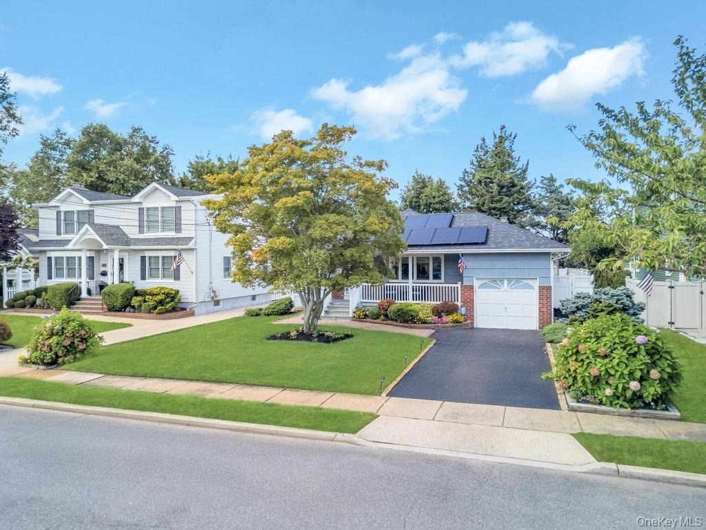 2327 Cleveland Street - Photo 1