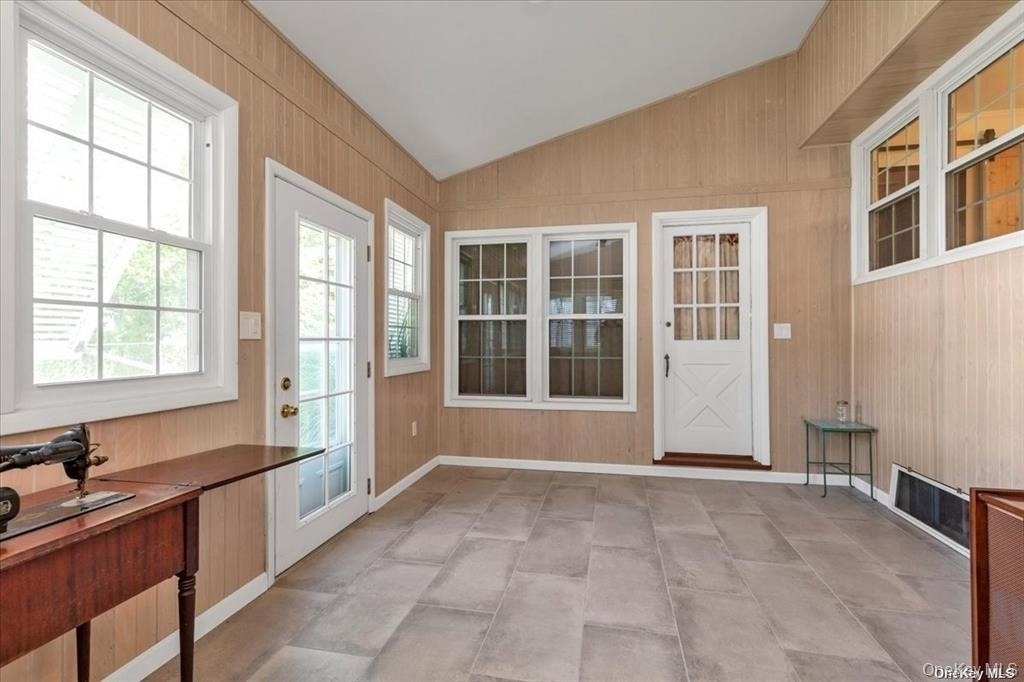 1002 Eglon Court - Photo 8