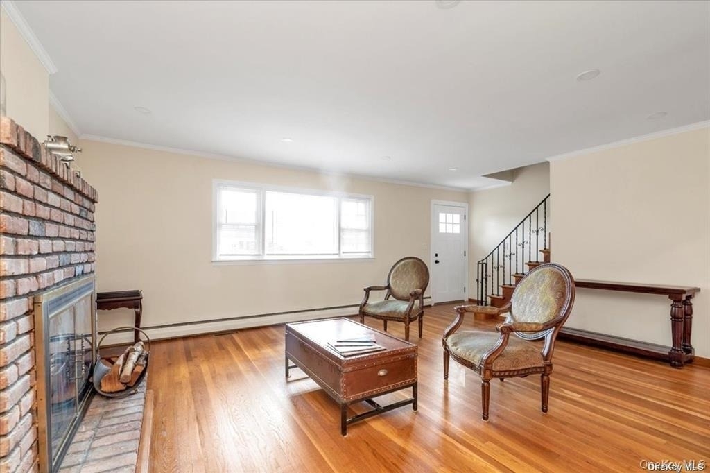 1002 Eglon Court - Photo 4