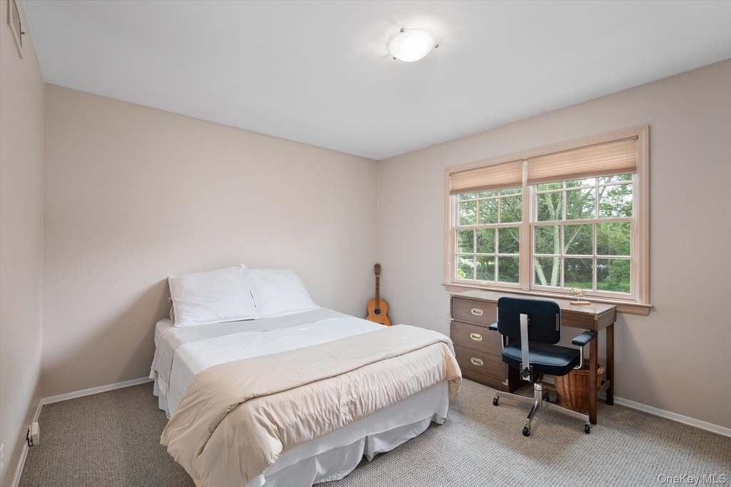 8 Flamingo Road N - Photo 11