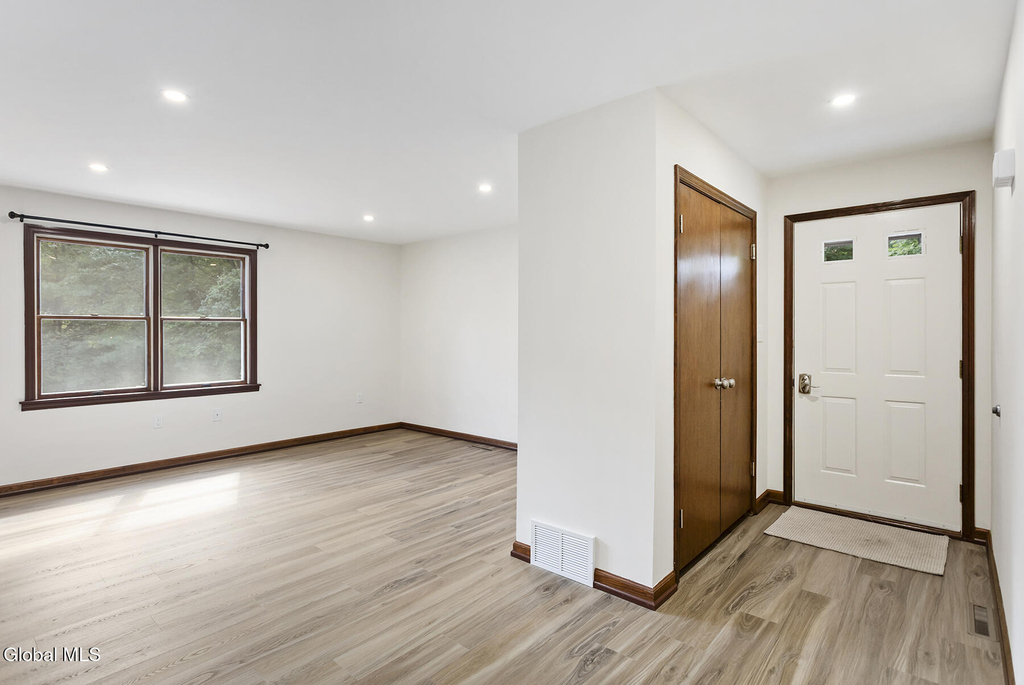 62a Devitt Road - Photo 3