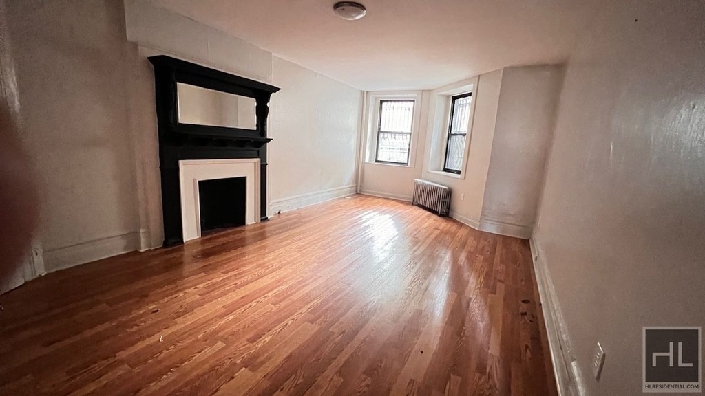 453 W 148th Street - Photo 7