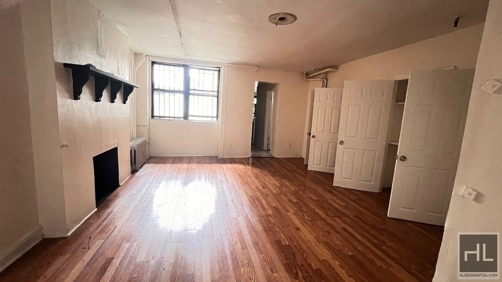 453 W 148th Street - Photo 6
