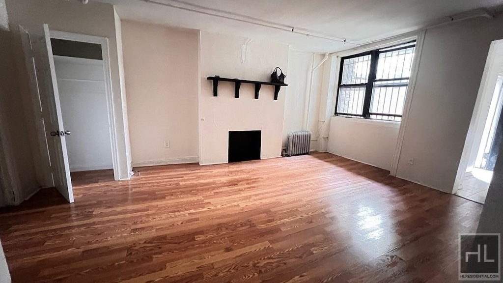 453 W 148th Street - Photo 2