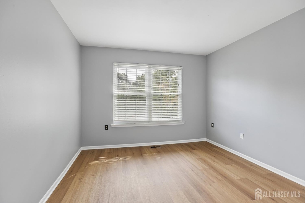 1507 Wagon Wheel Court - Photo 9