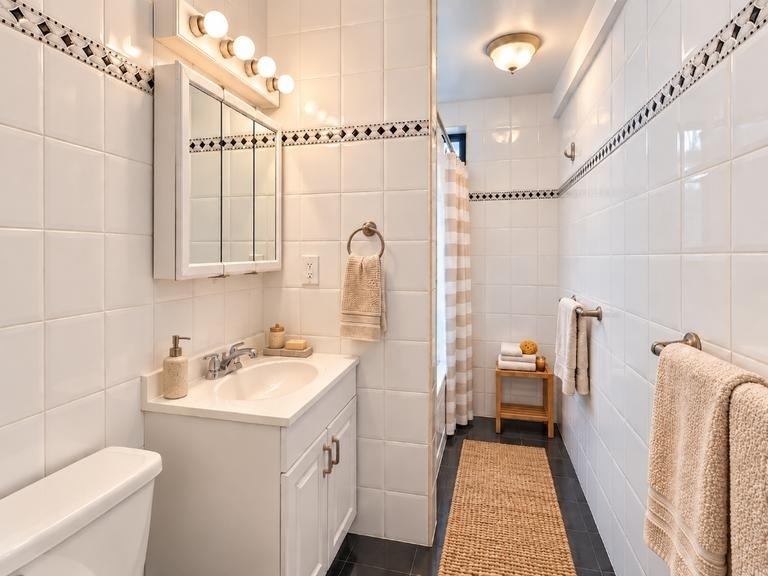 900 W End Avenue - Photo 4