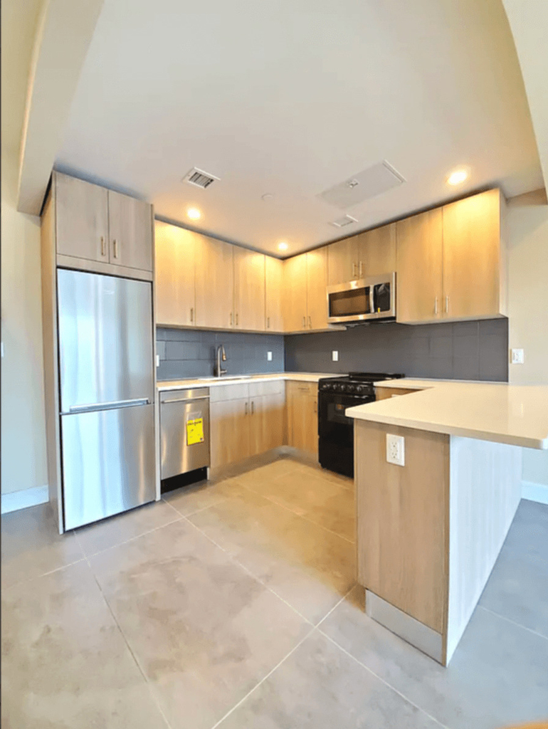 352 S 1st Street - Photo 3
