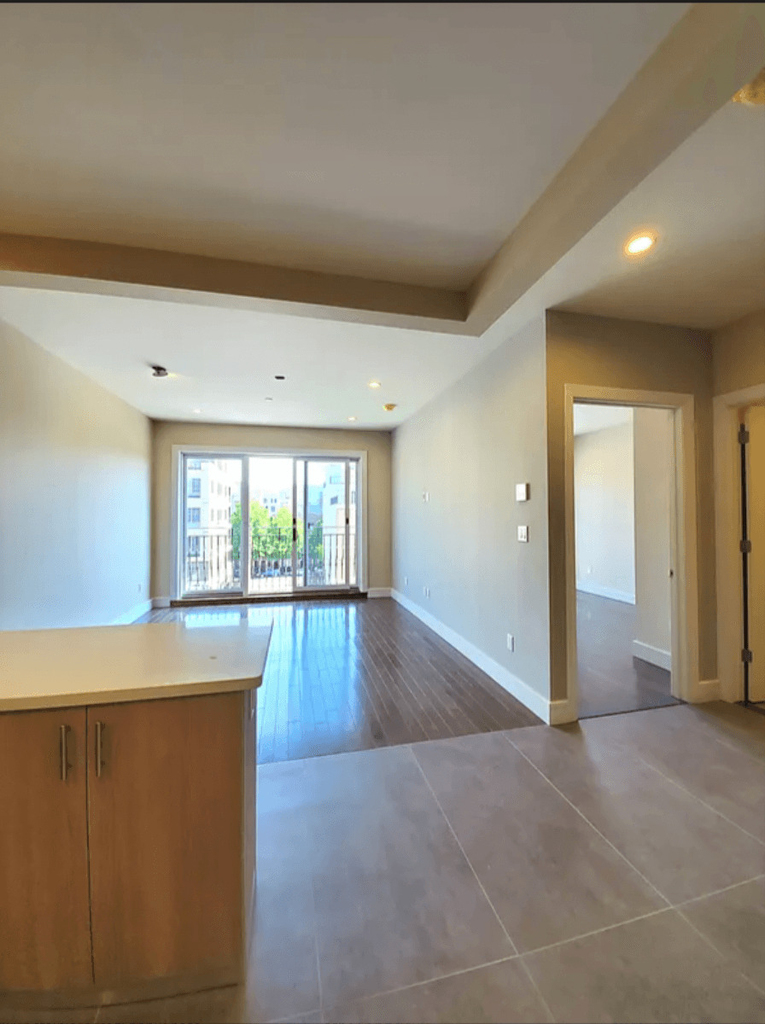 352 S 1st Street - Photo 4