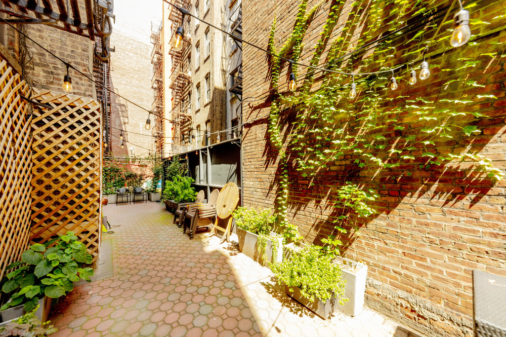 349 W 44th Street - Photo 7