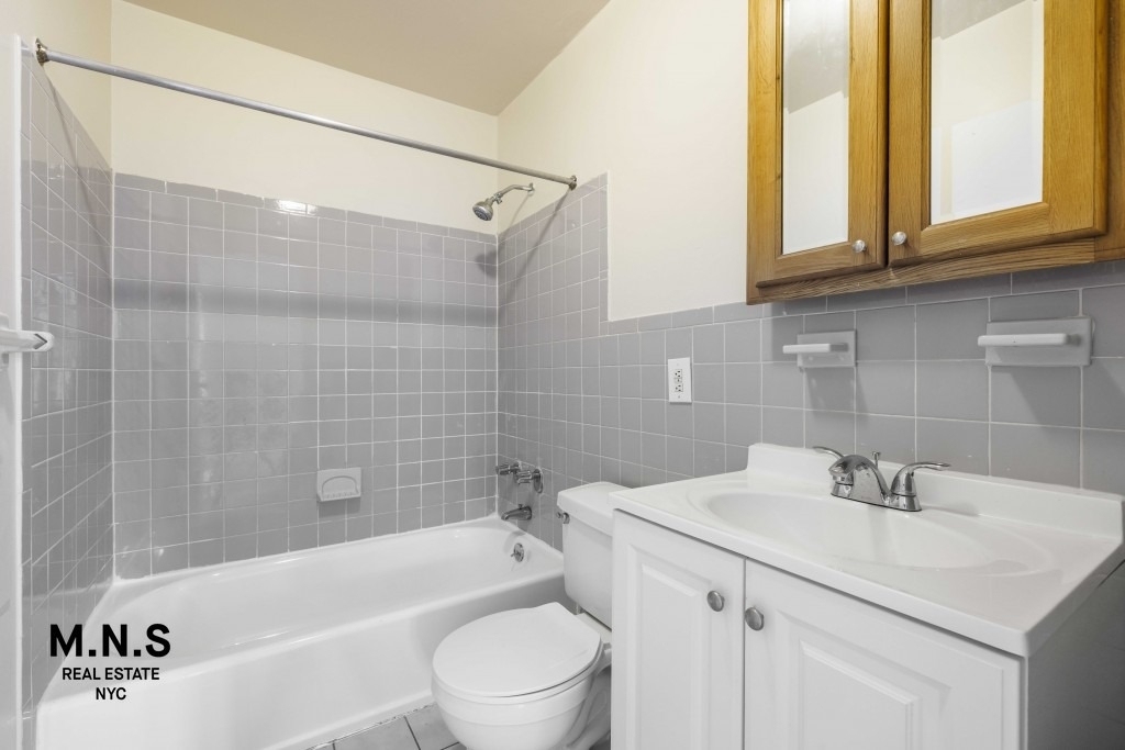 1730 Harrison Avenue - Photo 4