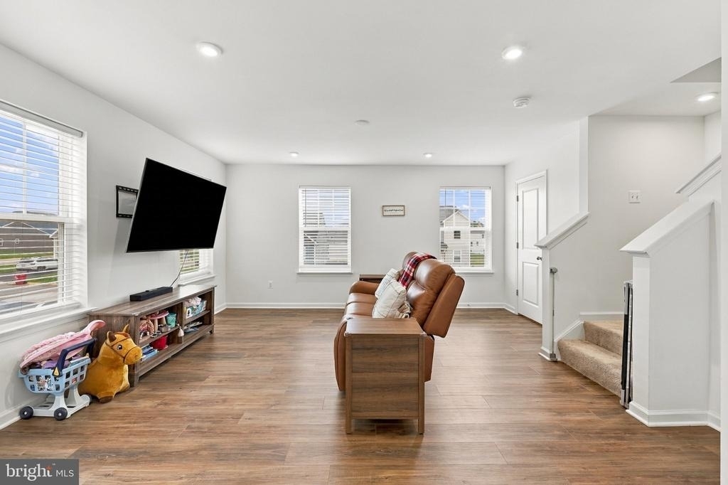 299 Aragon Drive - Photo 10